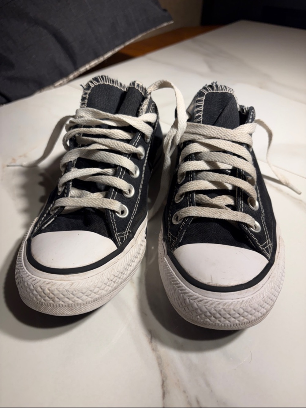 Canverse all star woman’s 7.5us